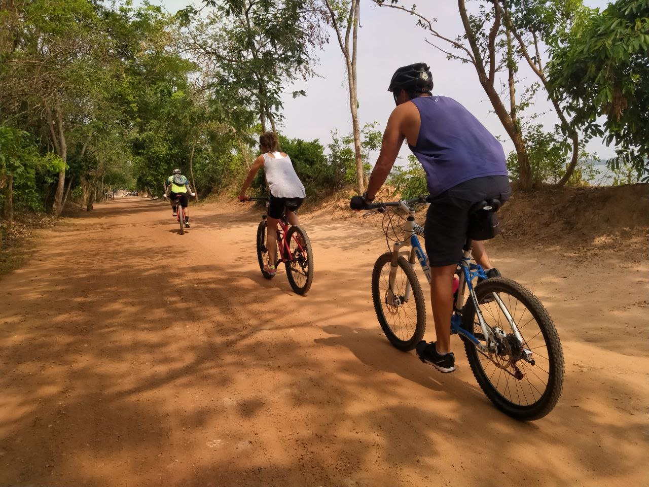 Road Bicycle from Angkor to Sihanouk Ville, Cambodia 9 Days